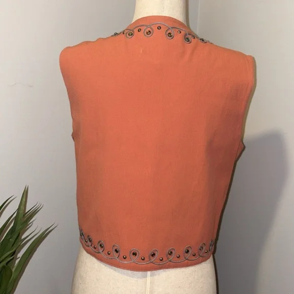 Double D Ranchwear Jewel Studded Vest Melon
Size: XS - Picture 3 of 11